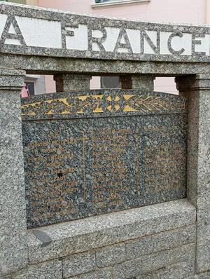 Monument aux Morts de Saint-Galmier