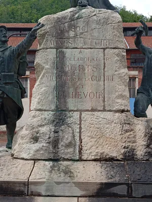 Monument aux Morts du puit Couriot à Saint-Étienne