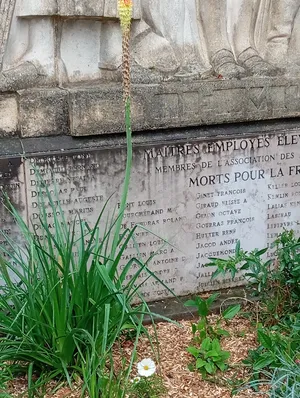 Monument du lycée Claude Fauriel à Saint-Étienne