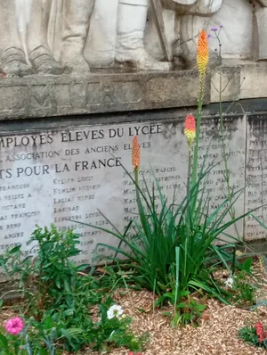 Monument du lycée Claude Fauriel à Saint-Étienne