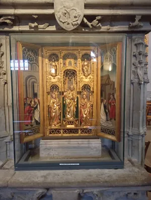 triptyque : Le Mariage de la Vierge, La Nativité, Saint Guillaume et un donateur, Saint Jean (volets), 3 statuettes : Vierge à l'Enfant, Sainte Catherine, Sainte Barbe