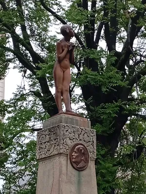 Statue La muse de Massenet à Saint-Étienne