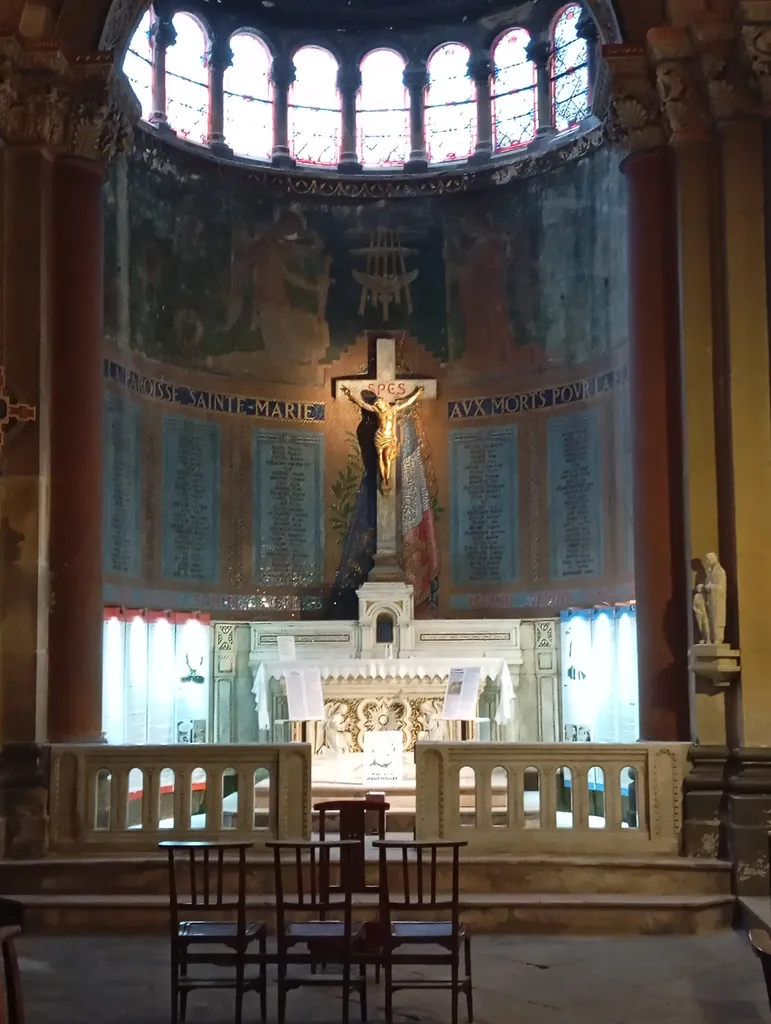 Plaques aux Morts de l'Église Sainte-Marie-de-la-visitation à Saint-Étienne